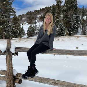 Meet your Posher, Taylor